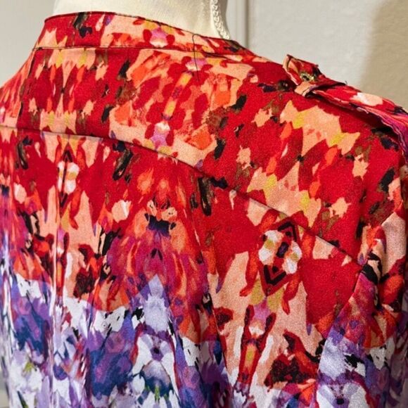 Calvin Klein Button Front Top Silky Abstract Artsy Black Blue Red Size Large - Picture 5 of 13